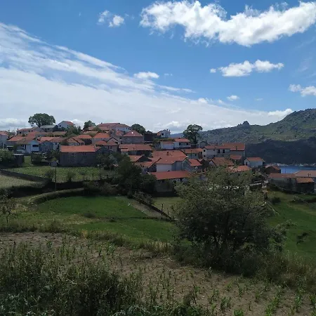 Pe Na Aldeia Holiday home *