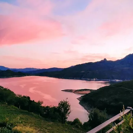 Pe Na Aldeia * Outeiro (Tras-Os-Montes)