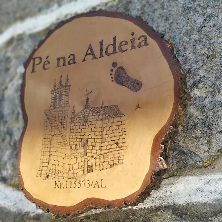 Pe Na Aldeia * Outeiro (Tras-Os-Montes)